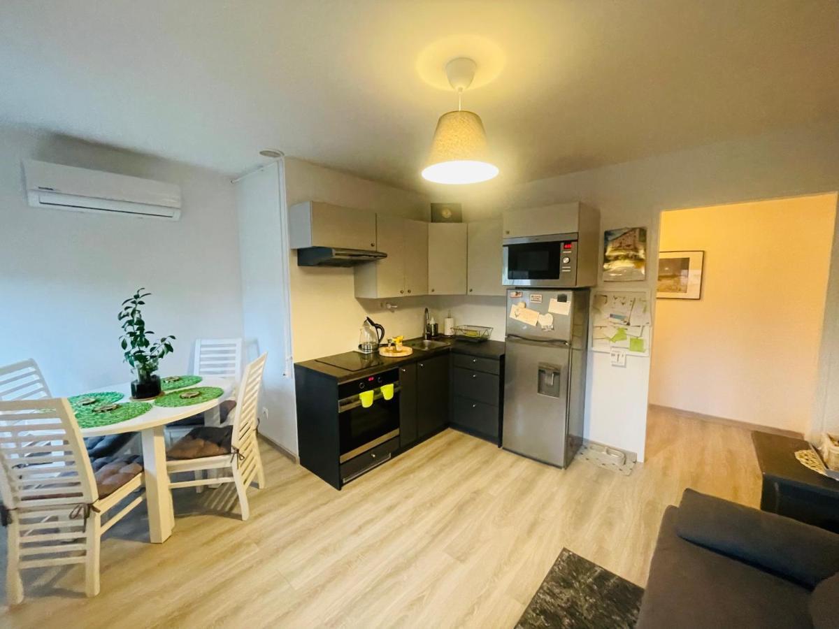 Апартаменти Apartament Oliwia Єленя-Ґура Екстер'єр фото